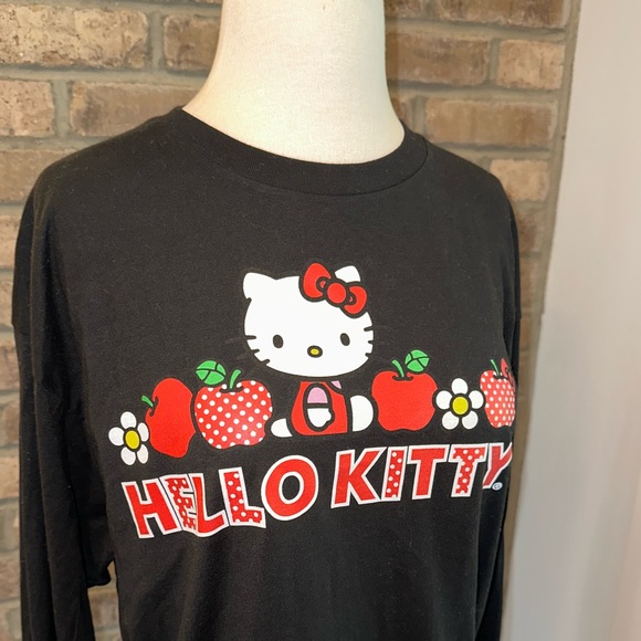 ✨NWOT✨ Hello Kitty Sanrio Black Long Sleeve Tee T-Shirt Apples Polka Dots Floral - Picture 5 of 6